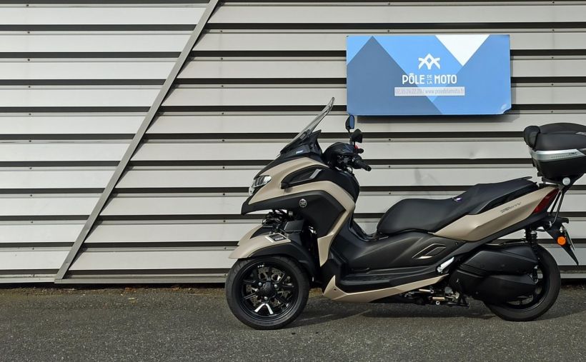 YAMAHA TRICITY 300 40