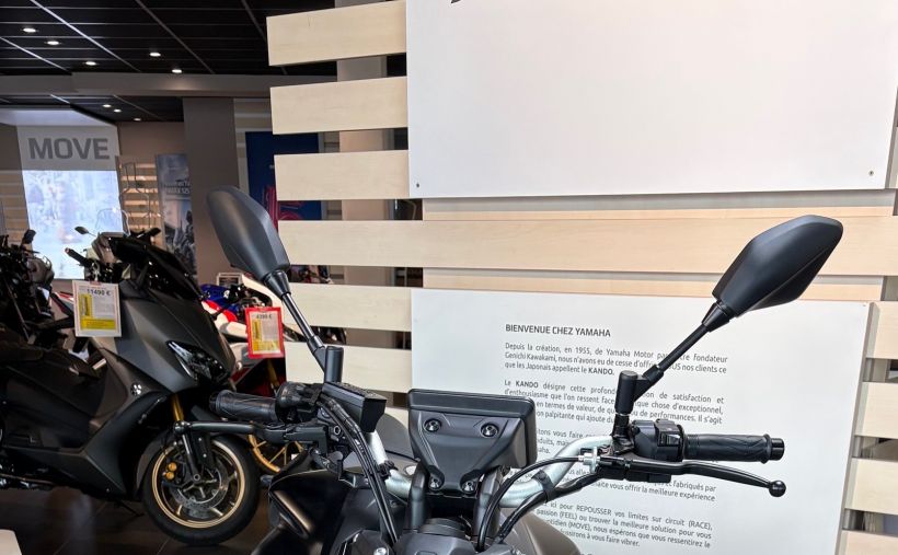 YAMAHA MT-07 2