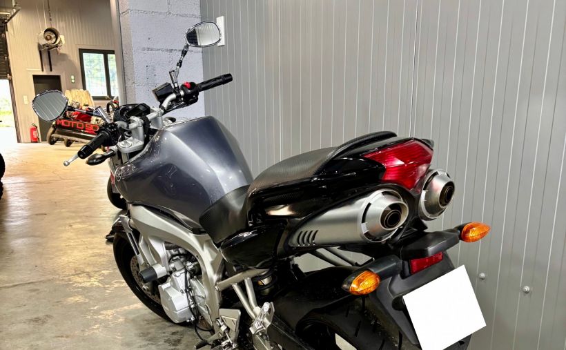 YAMAHA FZ6 (98CV) 15