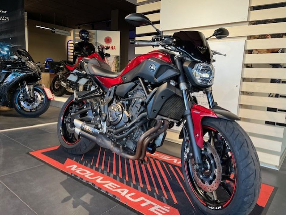 YAMAHA MT-07 (47.5CV) 2