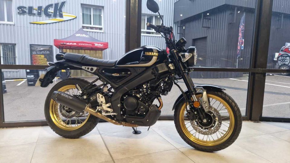 YAMAHA XSR 125 Legacy 0