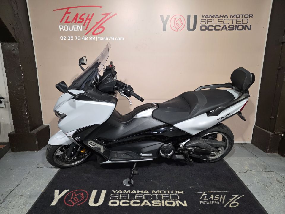 YAMAHA XP T-MAX 530 DX 1
