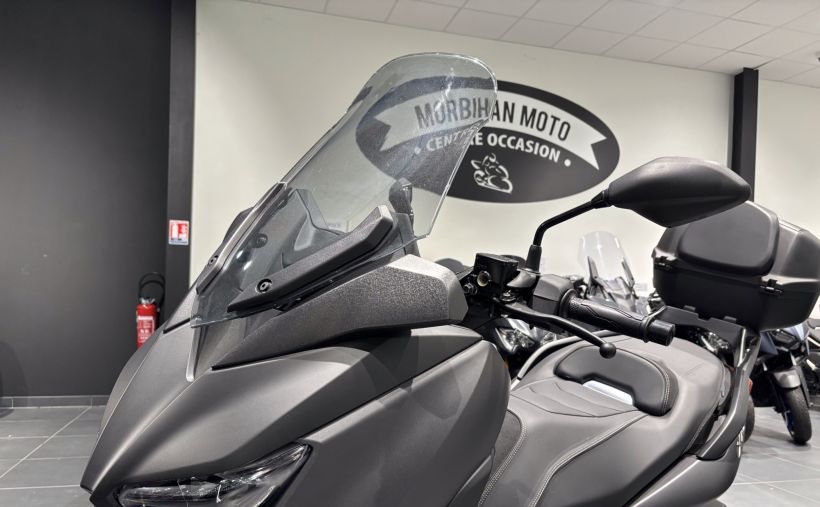 YAMAHA X-MAX 300 20