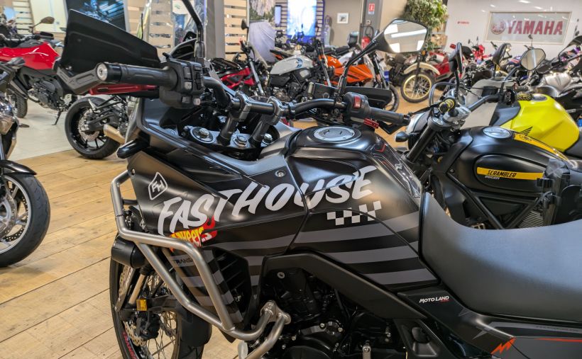 HONDA XL750 TRANSALP 10