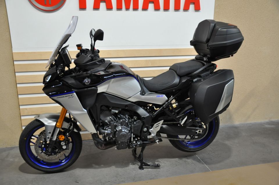 YAMAHA TRACER 9 GT + 8