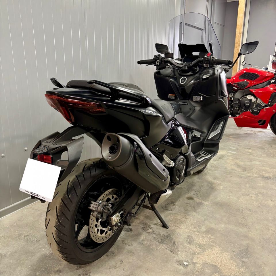 YAMAHA XP T-MAX 560 TECH MAX 6