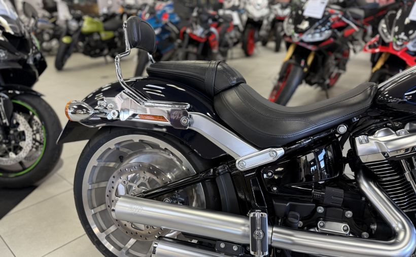 HARLEY-DAVIDSON SOFTAIL FAT BOY 1868 9