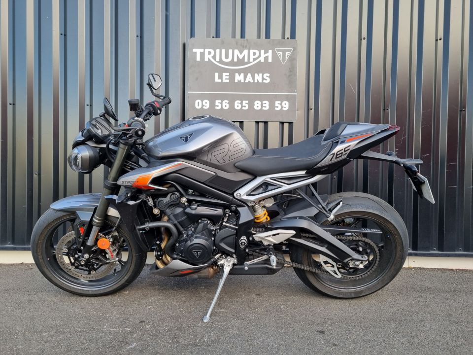 TRIUMPH STREET TRIPLE 765 RS 15