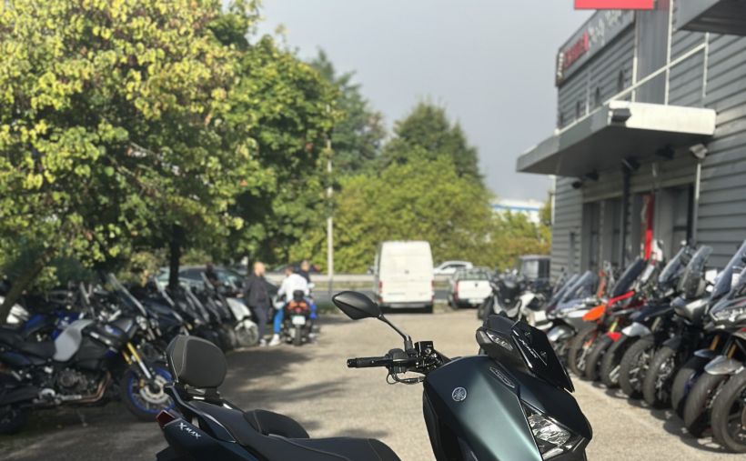 YAMAHA X-MAX 125 TECH MAX 0