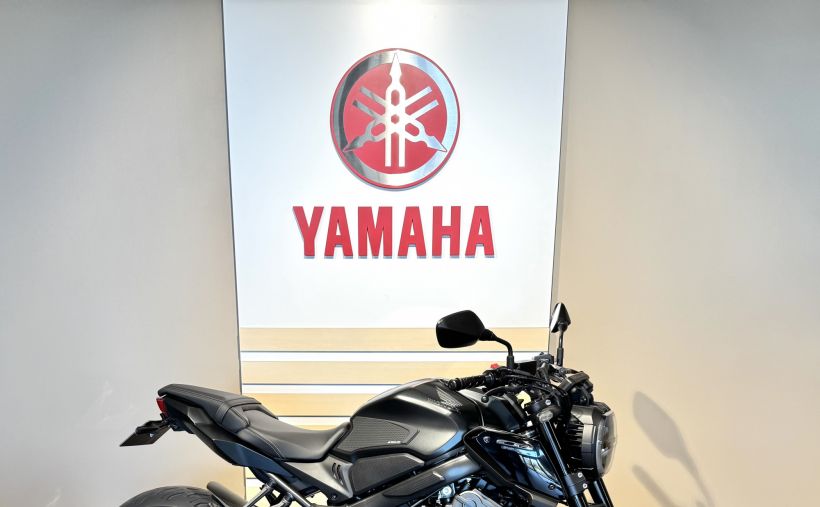 HONDA CB 650 R 1