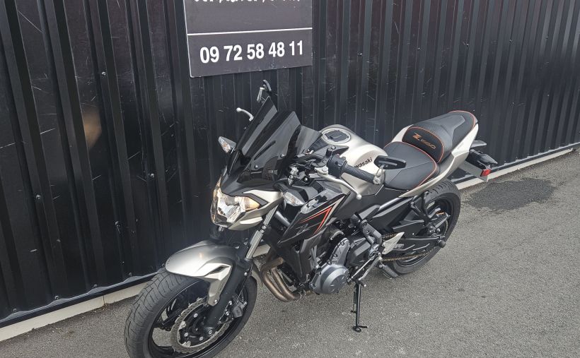 KAWASAKI Z 650 (47.5CV) 25