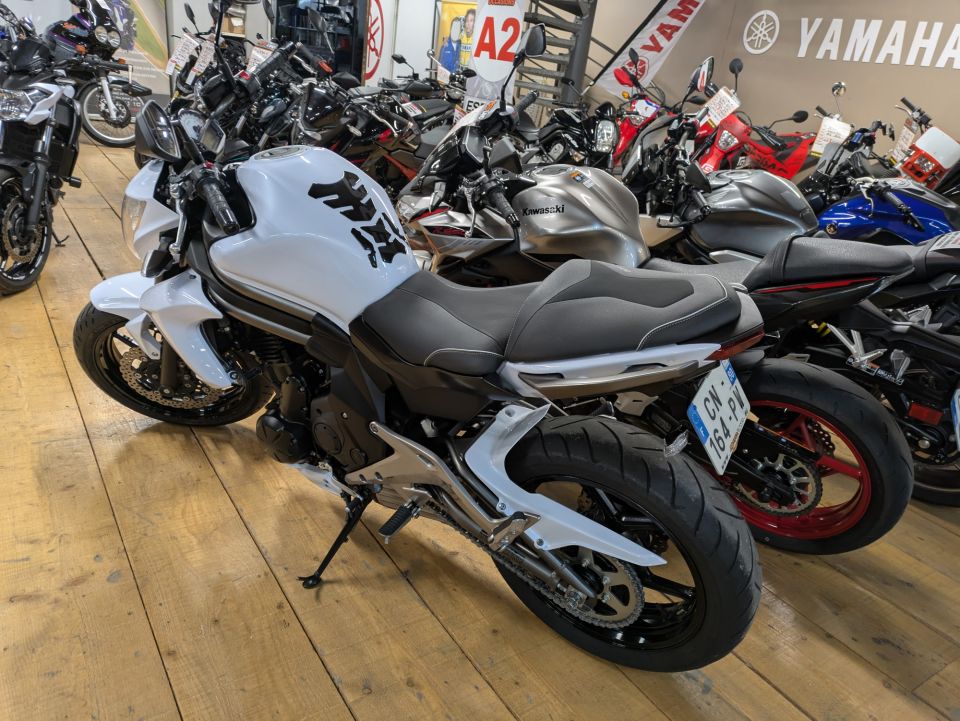 KAWASAKI ER-6 (47.5CV) 40