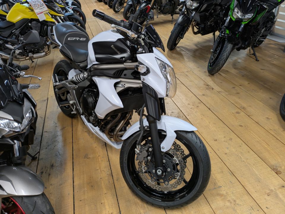 KAWASAKI ER-6 (47.5CV) 0