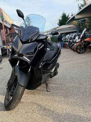YAMAHA XMAX 125 TECH MAX - 2024