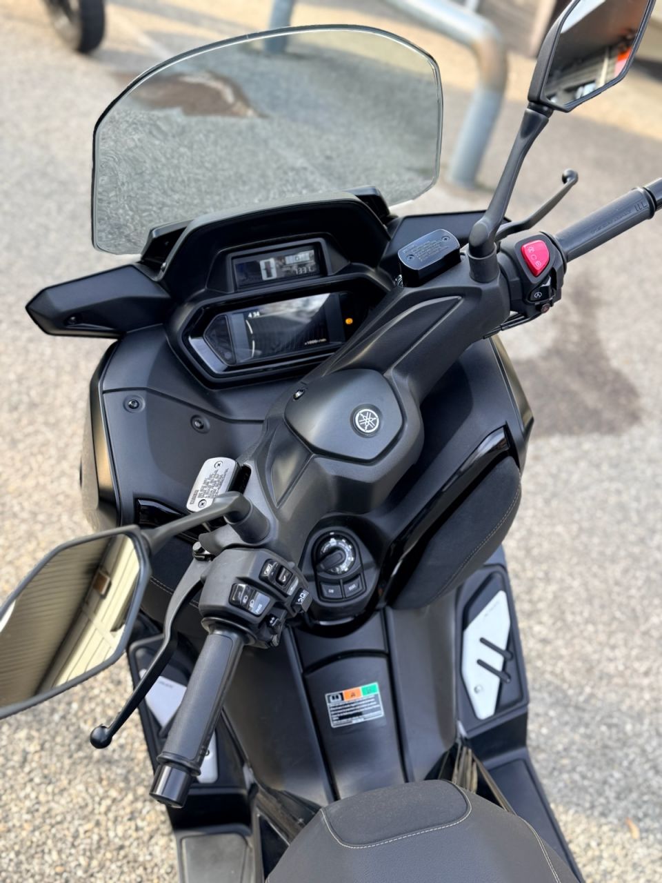 YAMAHA XMAX 125 TECH MAX 2