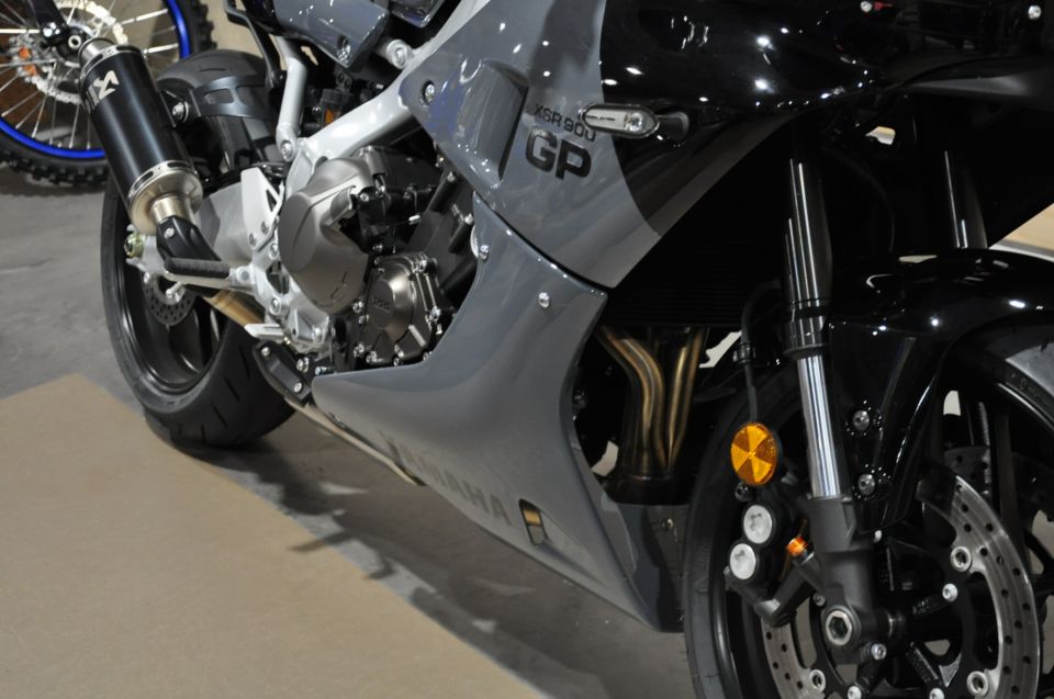 YAMAHA XSR 900 GP 11