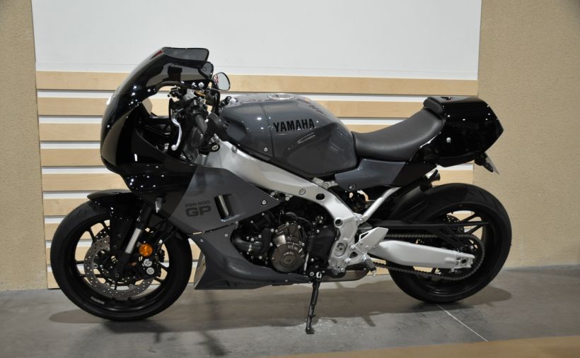 YAMAHA XSR 900 GP 12