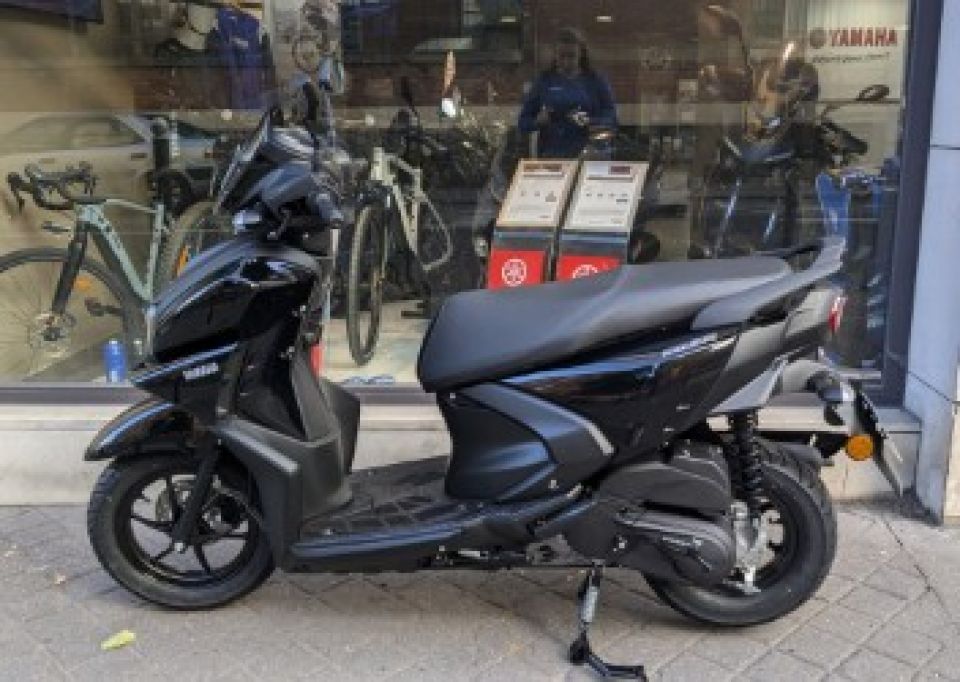 YAMAHA RayZR 125 2