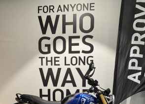 TRIUMPH SPEED 400 - 2025
