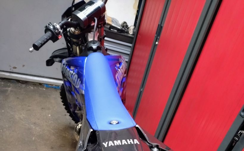 YAMAHA YZ250 1