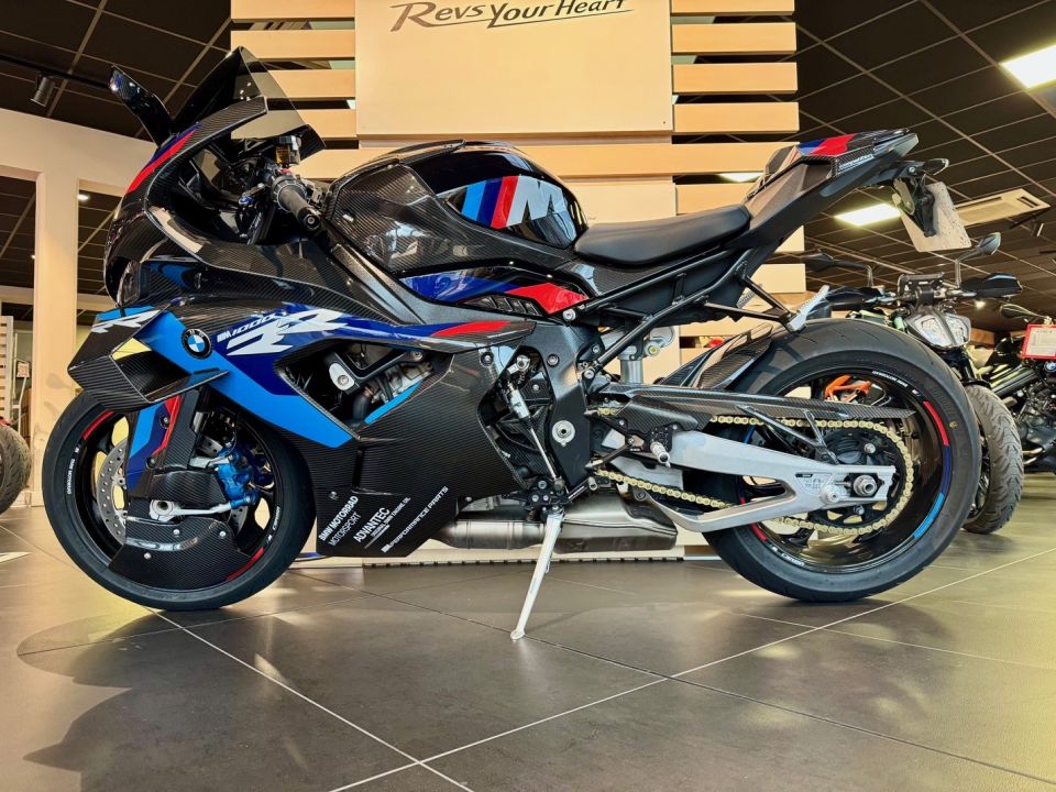 BMW M 1000RR 2