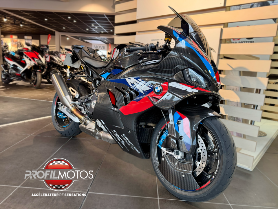 BMW M 1000RR 1