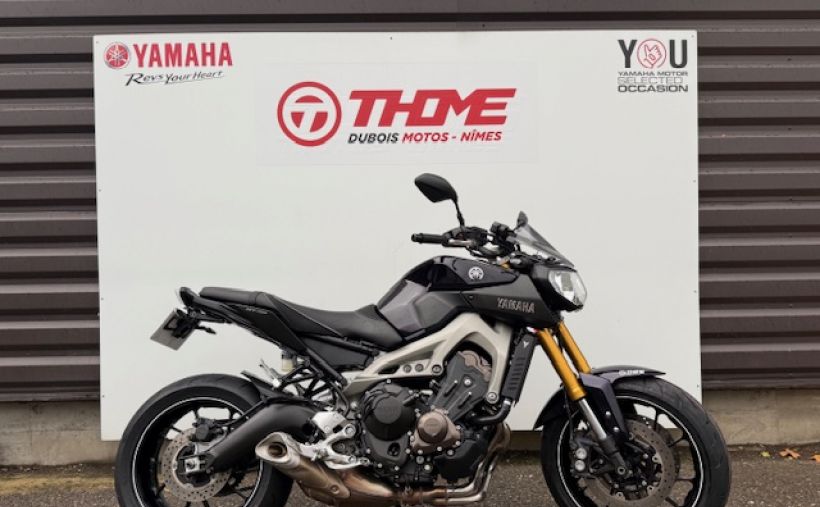 YAMAHA MT-09 0
