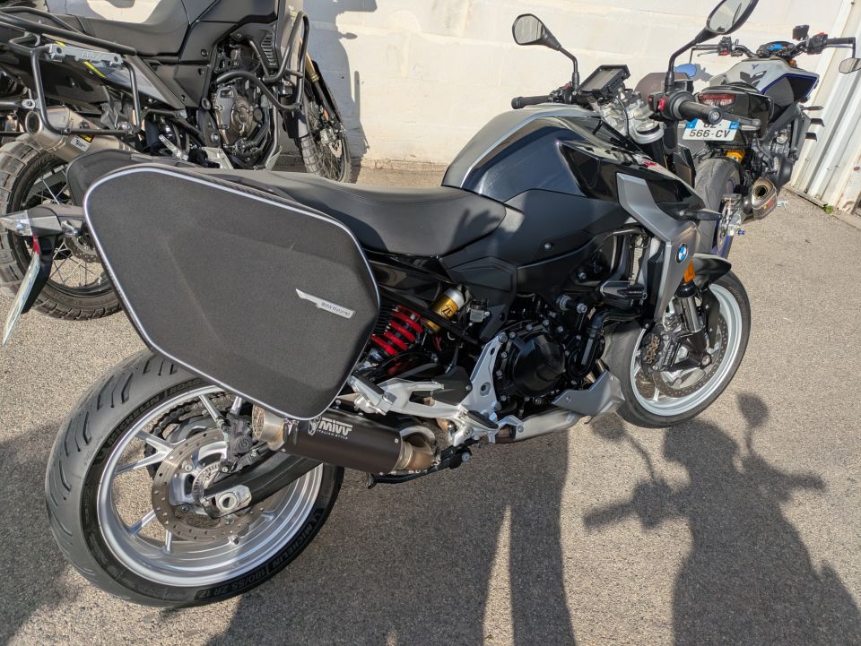 BMW F 800 R 47.5CV 40