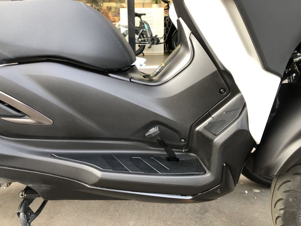 YAMAHA TRICITY 300 55