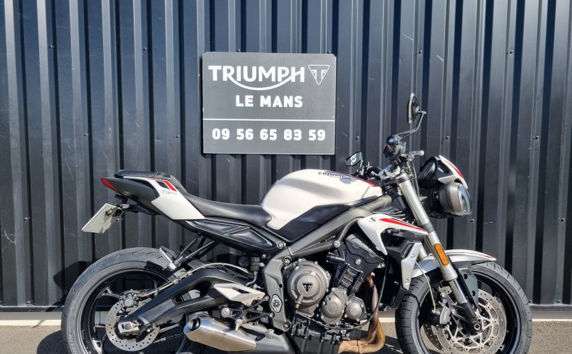 TRIUMPH STREET TRIPLE 660 S A2 0