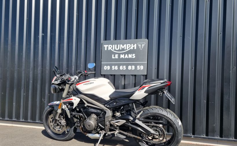 TRIUMPH STREET TRIPLE 660 S A2 20