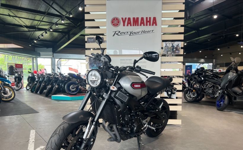 YAMAHA XSR 900 0
