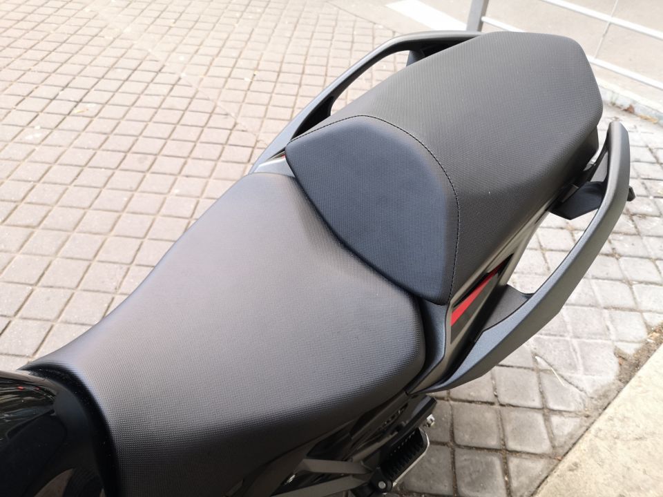 KAWASAKI NINJA 1100 SX SE 16