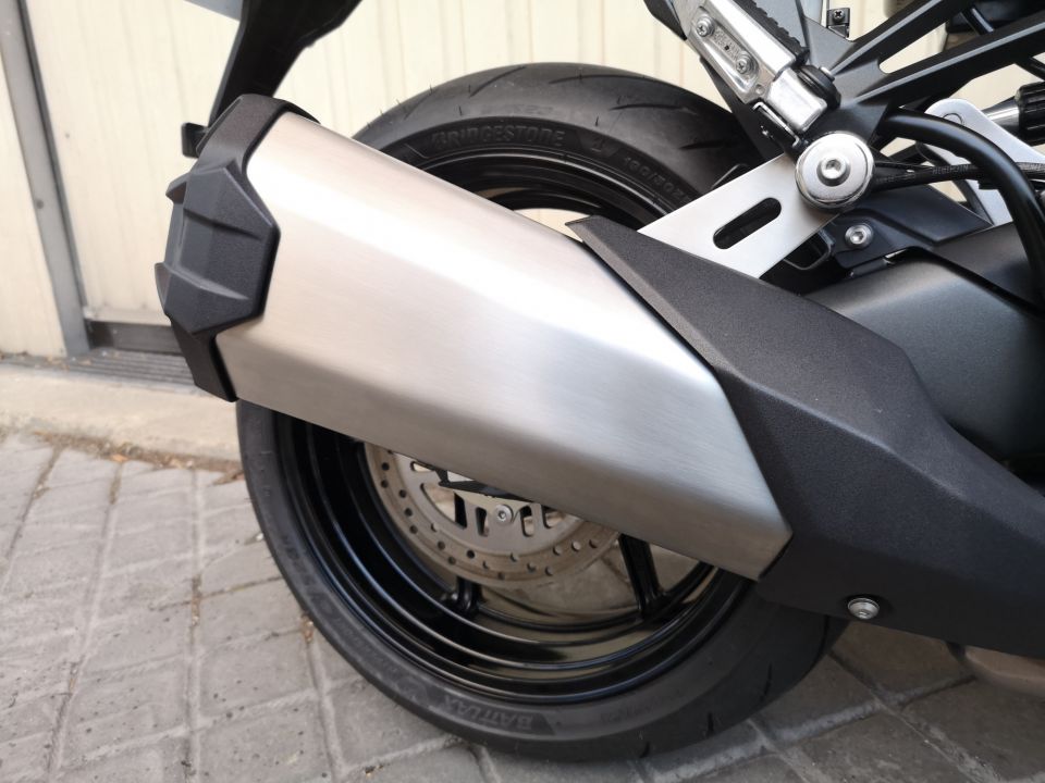 KAWASAKI NINJA 1100 SX SE 20