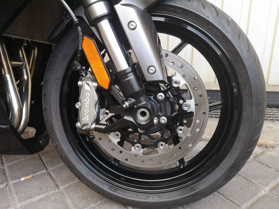 KAWASAKI NINJA 1100 SX SE 28