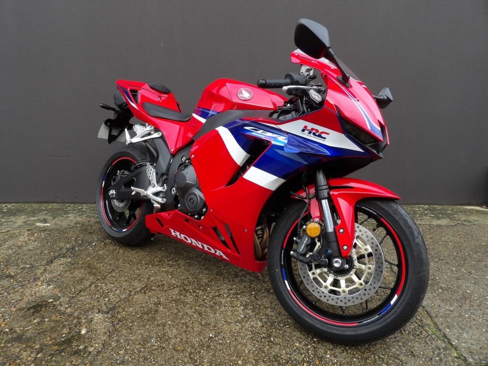 HONDA CBR 600 RR 2
