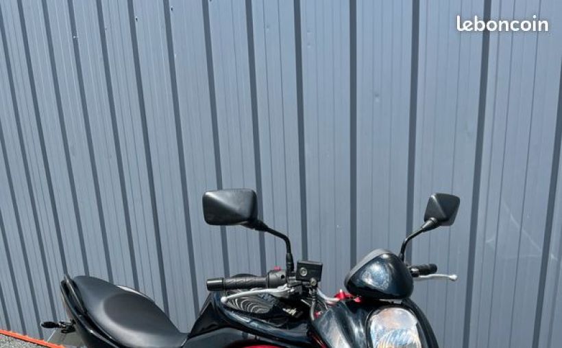 KAWASAKI ER-6 0