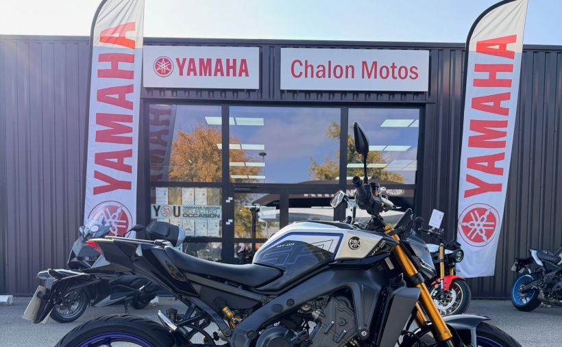 YAMAHA MT-09 SP 0