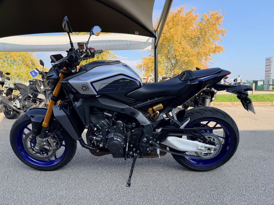 YAMAHA MT-09 SP 2