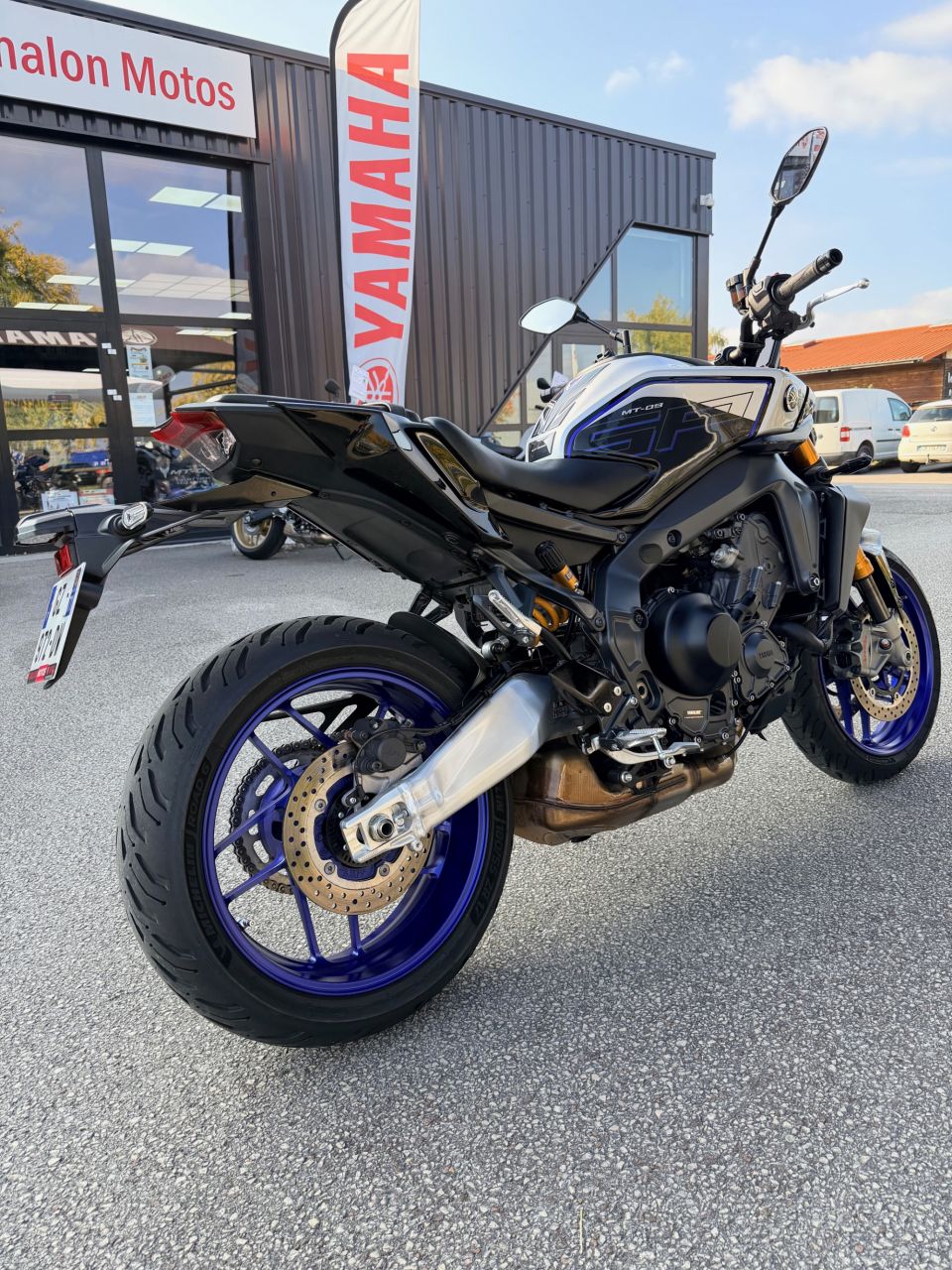 YAMAHA MT-09 SP 3