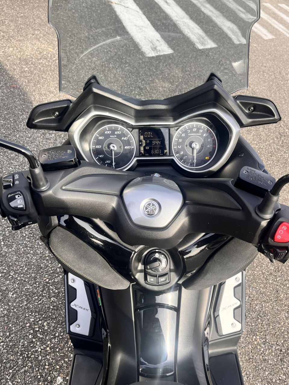 YAMAHA X-MAX 125 TECH MAX 4