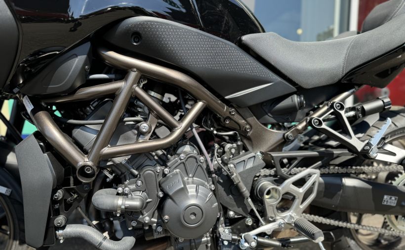 YAMAHA NIKEN 850 GT 3