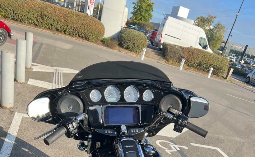 HARLEY-DAVIDSON TOURING STREET GLIDE 1868 S 24