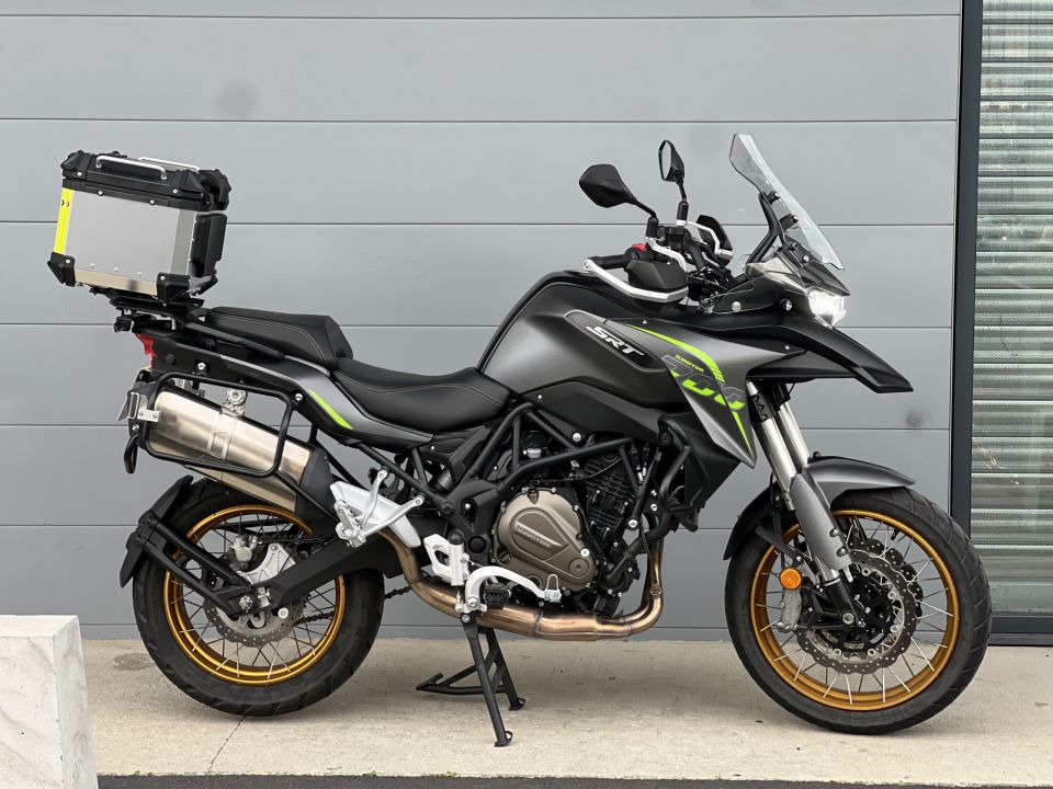 QJ MOTOR SRT 700 X TOURING 0