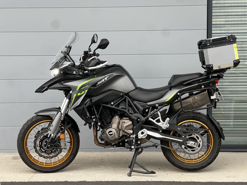 QJ MOTOR SRT 700 X TOURING 3