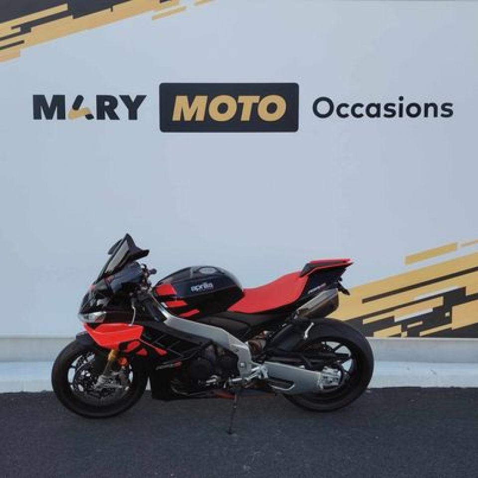 APRILIA RSV4 1100 FACTORY 39