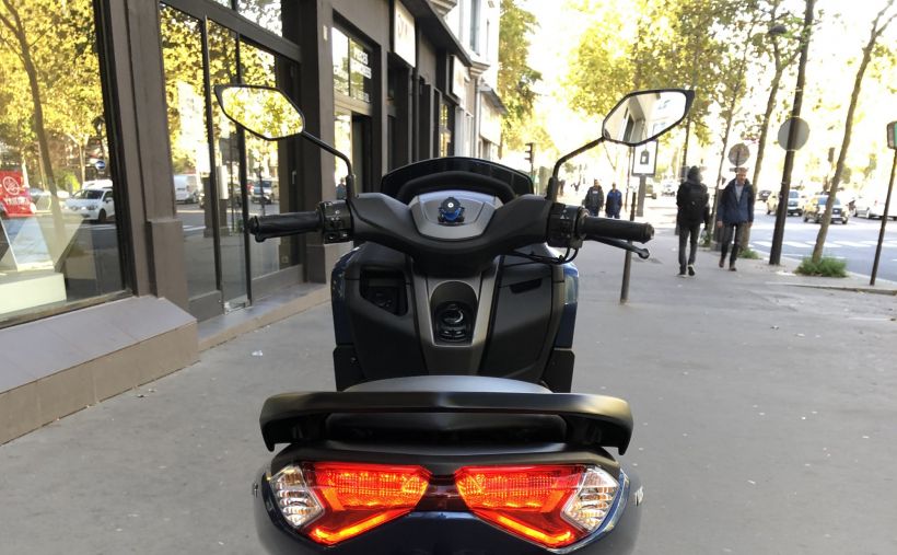 YAMAHA NMAX 125 15