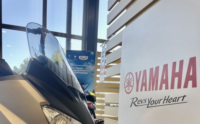 YAMAHA XMAX 125 4