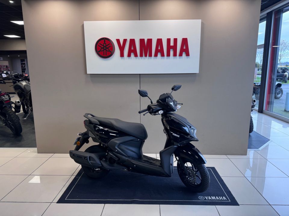 YAMAHA RayZR 125 0