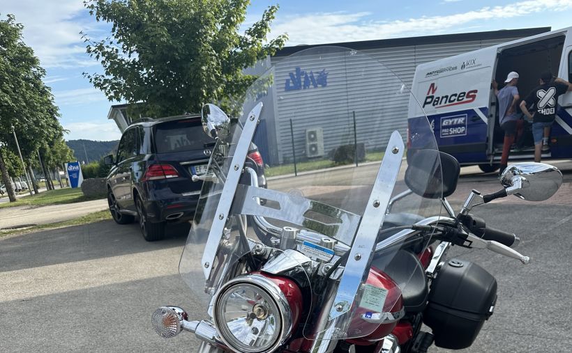 YAMAHA XVS 950 1